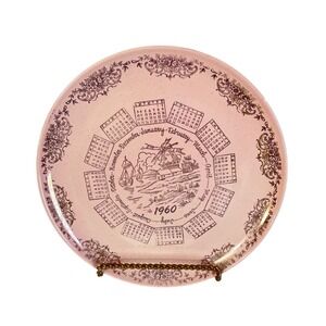 Vintage Taylor Smith Taylor Pebbleford Pink 1960 Calendar Plate‎ Gold Filigree